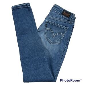 Levi’s 535 Super Skinny Jeans